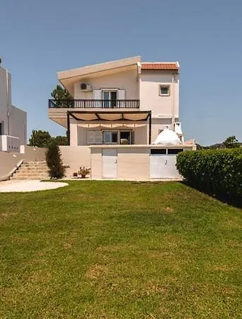 Del Mar Villa Gennadi